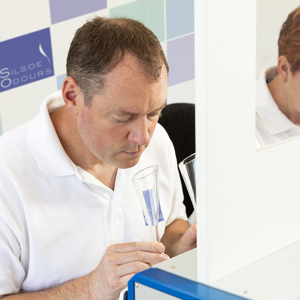 Odour COnsulting- man in lab taking odour survey